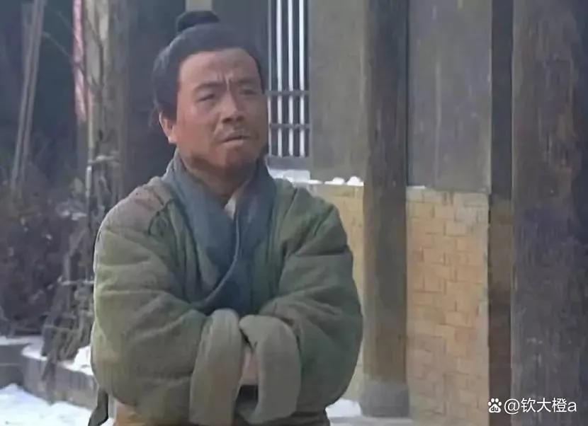 武大郎扮演者宋文华：身高1米4曾获武术冠军，娶了高30厘米的老婆